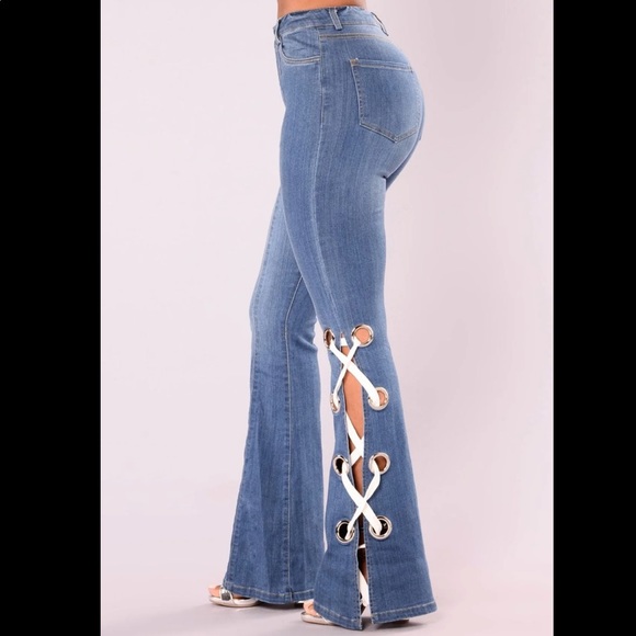 Fashion Nova Denim - 🌟2 for $25🌟 Fashion Nova High Waisted White Lace Up Blue Flare Jeans size 7
